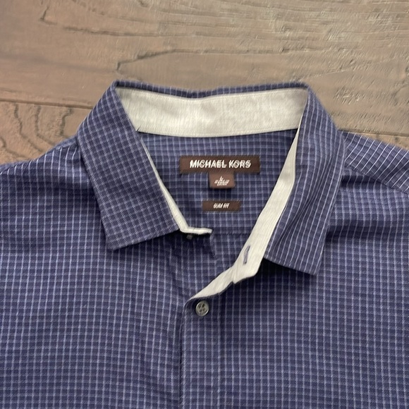 Michael Kors Men’s Large Button Down Blue & Gray Gently Worn - Picture 2 of 4